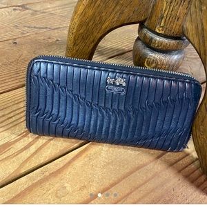 Coach Madison accordion zip wallet